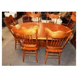 280 - SOLID WOOD DINING ROOM TABLE & CHAIRS