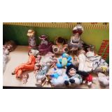 714 - LOT OF COLLECTIBLE DOLLS