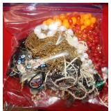 N - 3LBS OF ESTATE COSTUME JEWELRY G