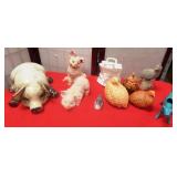 11 - ANIMAL (PIGGY) SHELF ART