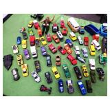 11 - LOT OF COLLECTIBLE CARS