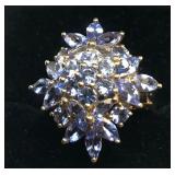 H105 10KT YELLOW GOLD TANZANITE RING 4.00GRS