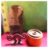 11 - DECORATIVE WOOD CAT & HOME DECOR ITEMS