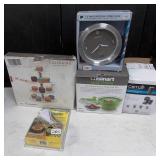 11 - MIXED LOT ATOMIC CLOCK & KITCHEN ITEMS