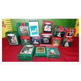 11 - LOT OF CHRISTMAS ORNAMENTS