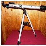 11 - TABLE TELESCOPE FOR STAR GAZING