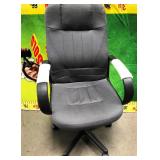 11 - ROLLING BLACK OFFICE CHAIR