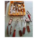 100 - UTENSILS & MATCHING UTILTY ITEMS