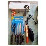 100 - NEW GERMAN KNIFE SET & KITCHEN HELPERS