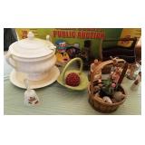 100 - ODD LOT SOUP SERVER & ANGEL ART