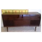 200 - WOW!  SLEEK ANTIQUE STEREO CONSOLE