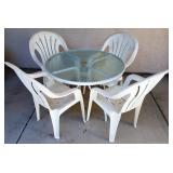 400 - PATIO SET