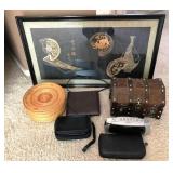 400 - ODD LOT BEDROOM DECOR ITEMS