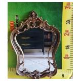 900 - BEAUTIFUL WALL MIRROR HI DEF GLASS