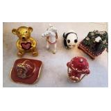 600 - LOT OF 6 ORNATE ENAMEL PILL BOXES