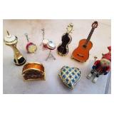 600 - LOT OF 7 DECOR ITEMS & ENAMEL PILL BOXES