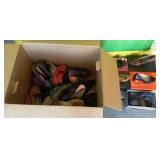 600 - BOX OF SHOES AND SHOE BOXES WITH SHOES
