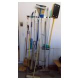 600 - YARD TOOLS, BROOMS AND MORE