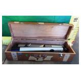 600 - TELESCOPE IN A WOOD BOX