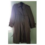 300 - 42 SHORT RAINCOAT