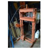 Hydraulic press