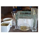 Asst of vases with decorative glass