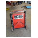 lincolln Welder AC-225-S With cables & cart