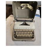 Triumph Perfekt German Typewriter