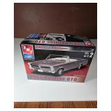 AMT 1:25 1965 Pontiac GTO