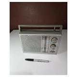 Realistic 12-716 Radio