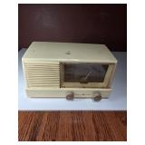 GE415 Radio Bakelite