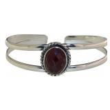 Oval 11.60 ct Natural Cabochon Ruby Cuff Bracelet Oval 11.60 ct Natural Cabochon Ruby Cuff Bracelet