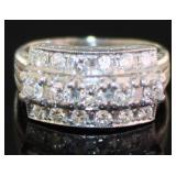 Platinum Natural .70 ct Brilliant Diamond Ring Platinum Natural .70 ct Brilliant Diamond Ring
