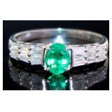 Platinum Natural Emerald & VS Diamond Ring Platinum Natural Emerald & VS Diamond Ring