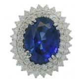 14kt Gold 15.21 ct Oval Sapphire & Diamond Ring