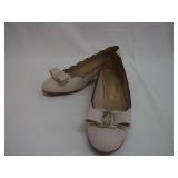 Salvatore Ferragamo Vara Bow Shell Pumps Size 6