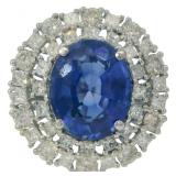 14kt Gold 9.87 ct Oval Sapphire & Diamond Ring