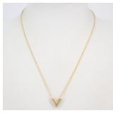 Louis Vuitton essential V Gold Necklace