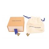 Louis Vuitton Essential V Stud Earrigns