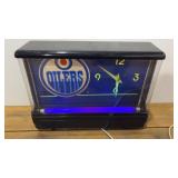 Working Oilers clock