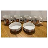 Kelloggï¿½s cornflake collectables 4 cups 2  bowls