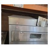 Stainless steel roasting pan 25x8 23 inch