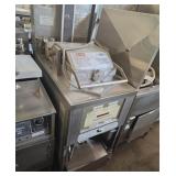 24 in Henny Penny pressure fryer