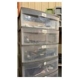 1lot open News kitchen with storage bin