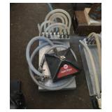 Aluminum fluid diverter with rapid rinser