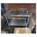 42x30 in table with sink
