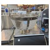 Large strainer flower sift