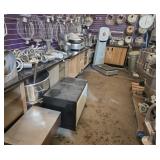 Approximately 20 ft of granite topped counters