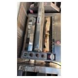 Omcan conveyor baker