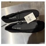 $20 ladies size 8 shoes